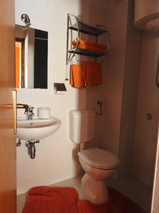 Blue Bench Krk Apartment Đảo Krk Ngoại thất bức ảnh